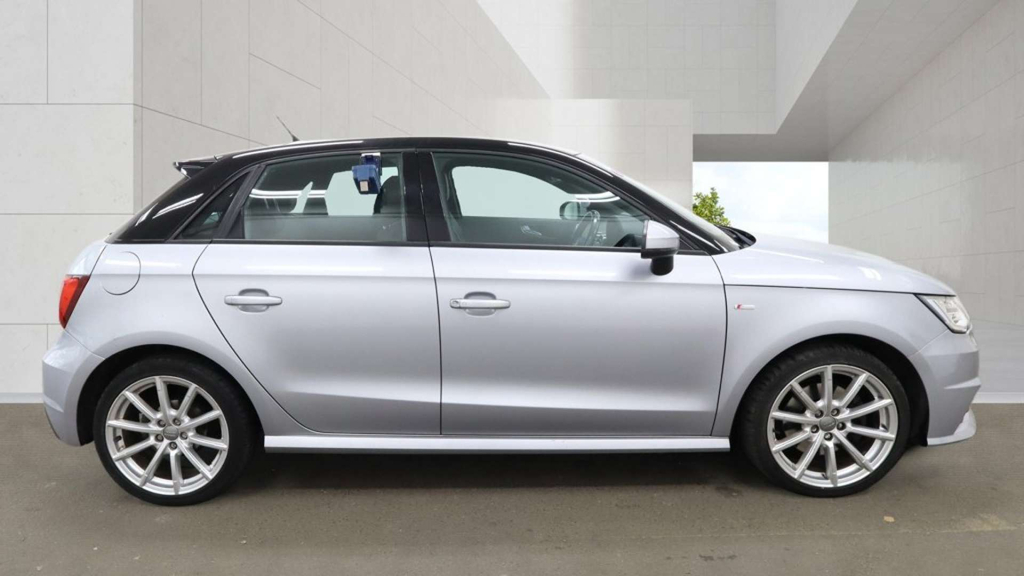Audi A1 Sportback Tfsi S Line  #5