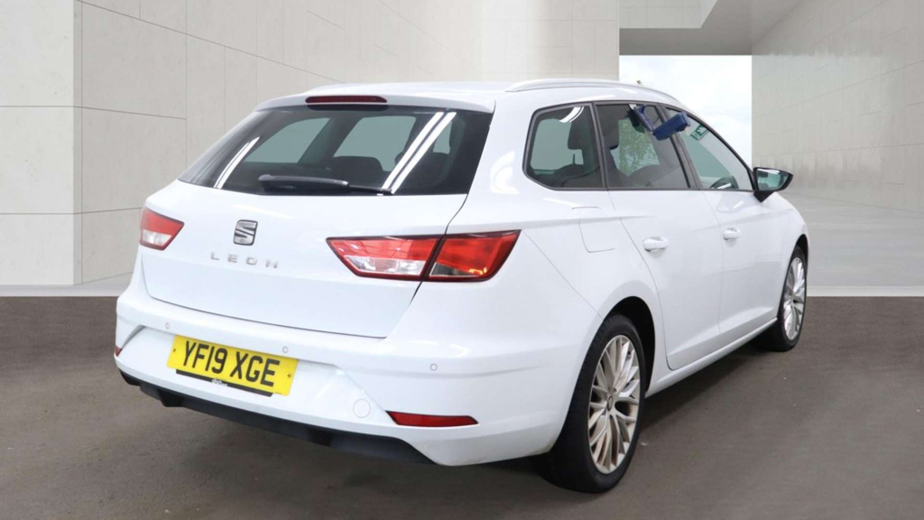 Seat Leon Se Dynamic Tdi White #4