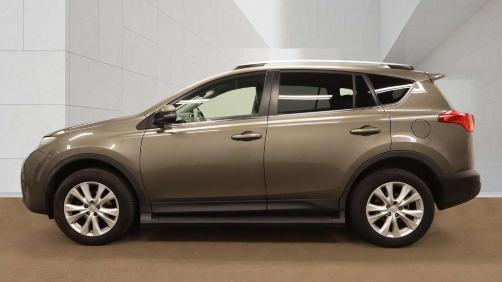 Toyota Rav 4 Invincible D-4d 4X2 #6