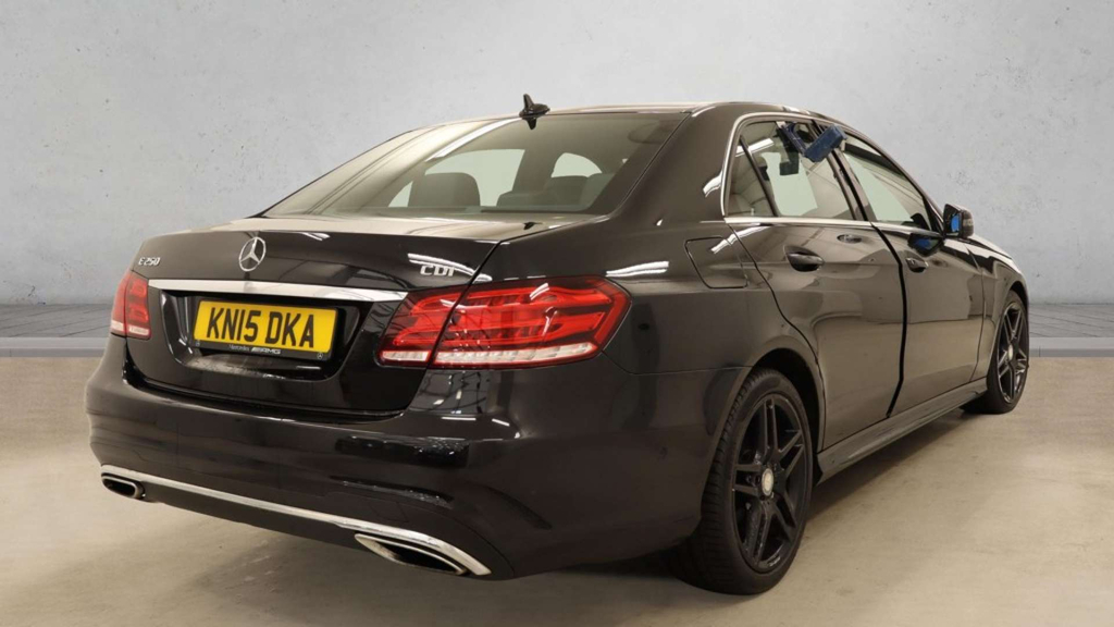 Mercedes-Benz E Class Amg Line Cdi KN15DKA Black #6