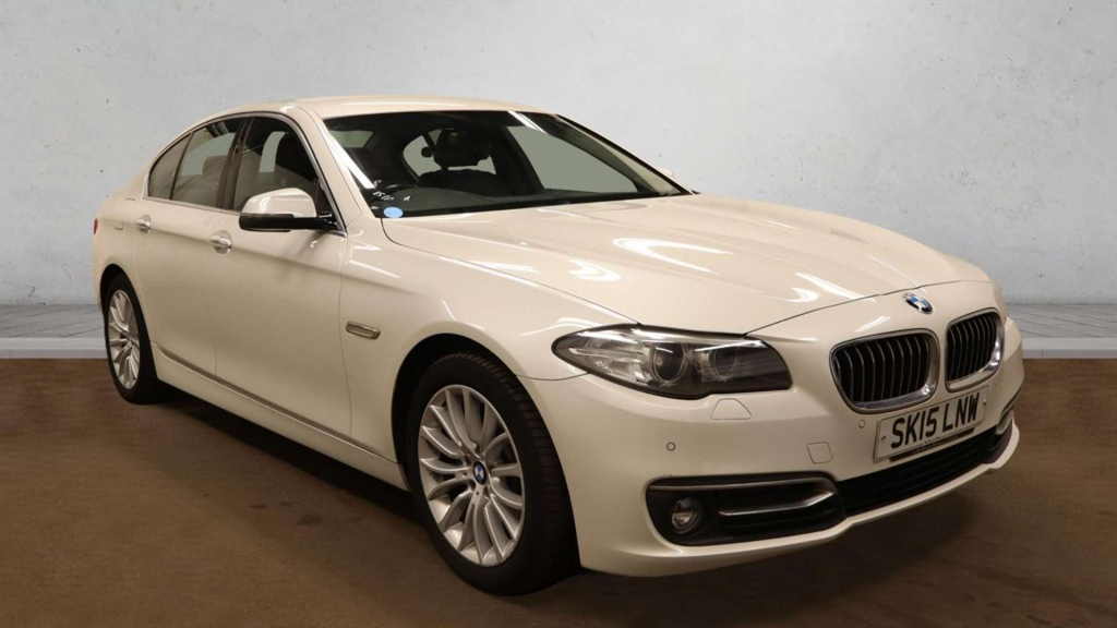 BMW 5 Series 520D Luxury White