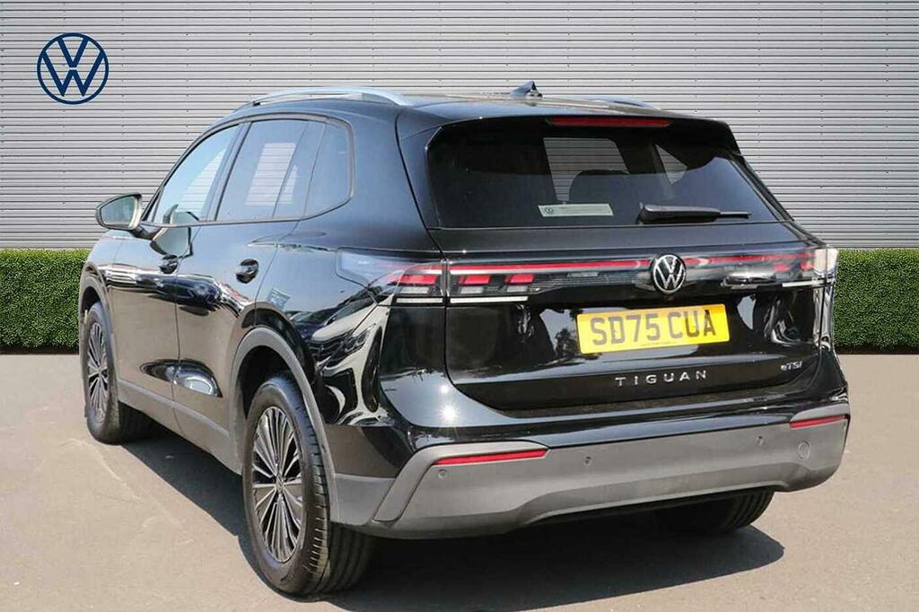 Volkswagen Tiguan 1.5 Etsi 150 Match Dsg SD75CUA Black #3