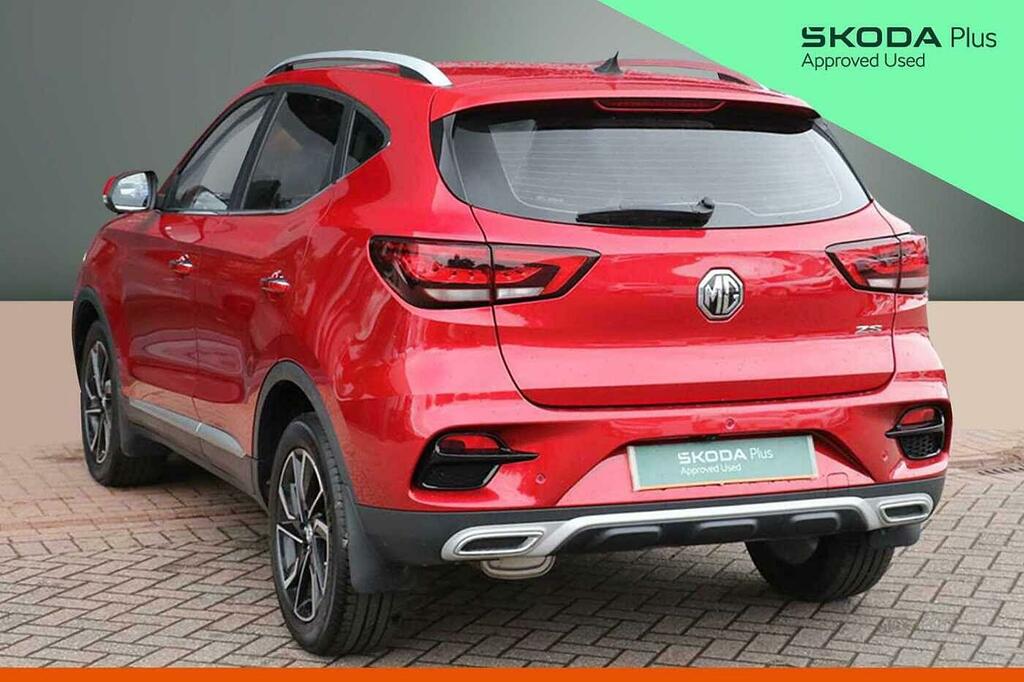 MG ZS 1.5 Vti-tech Exclusive Red #3
