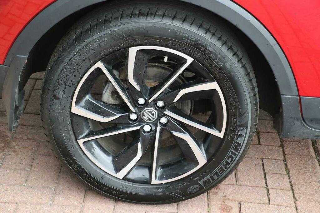 MG ZS 1.5 Vti-tech Exclusive Red #5