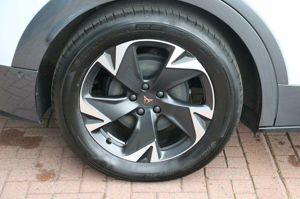 Cupra Tavascan 210Kw V1 77Kwh KR75RZZ Silver #5