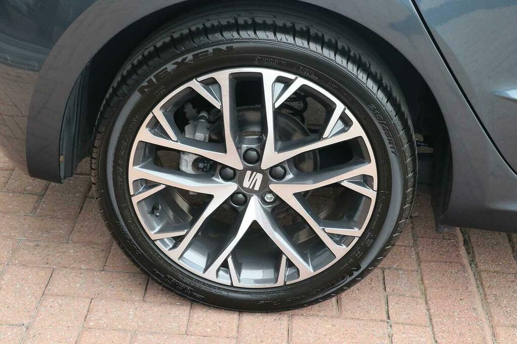 Seat Ibiza 1.0 Tsi 110 Xcellence Dsg Grey #5