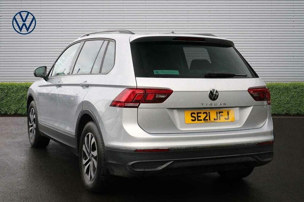 Volkswagen Tiguan 1.5 Tsi 150 Active Dsg SE21JFJ Silver #3