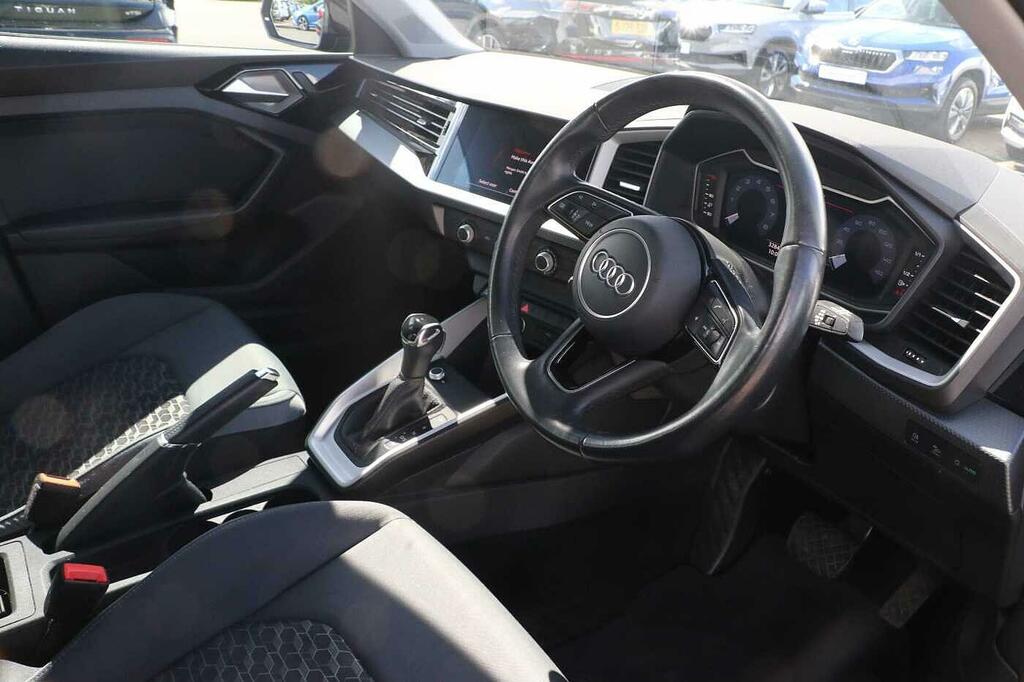Audi A1 35 Tfsi Sport S Tronic Black #6