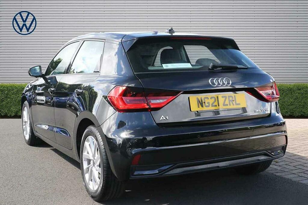 Audi A1 35 Tfsi Sport S Tronic Black #3