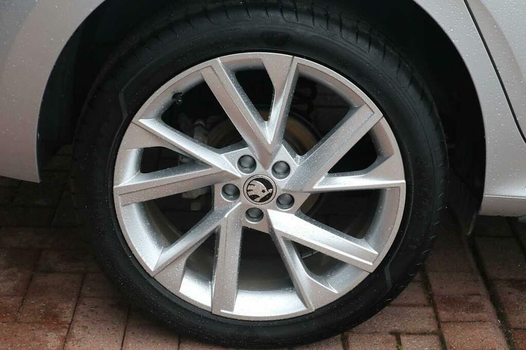 Skoda Kamiq 1.0 Tsi 110 Se L Executive Dsg Silver #5