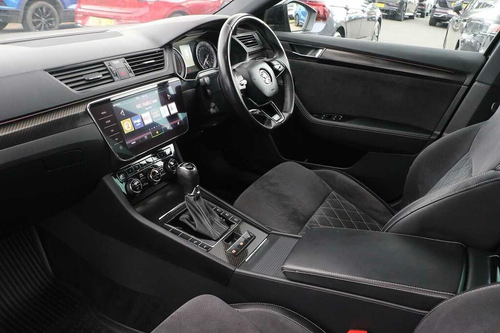 Skoda Superb 2.0 Tsi 190 Sport Line Plus Dsg Black #2