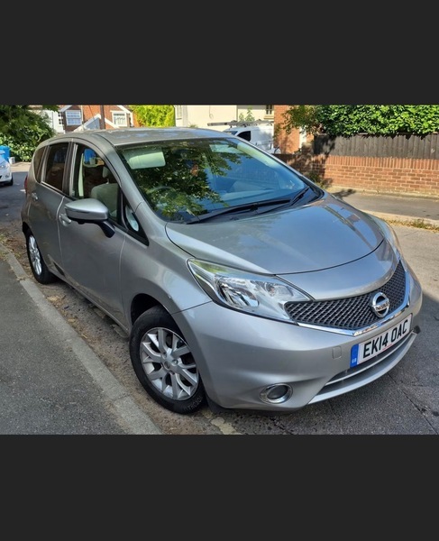 Nissan Note 1.2 12V Acenta Premium Hatchback Silver