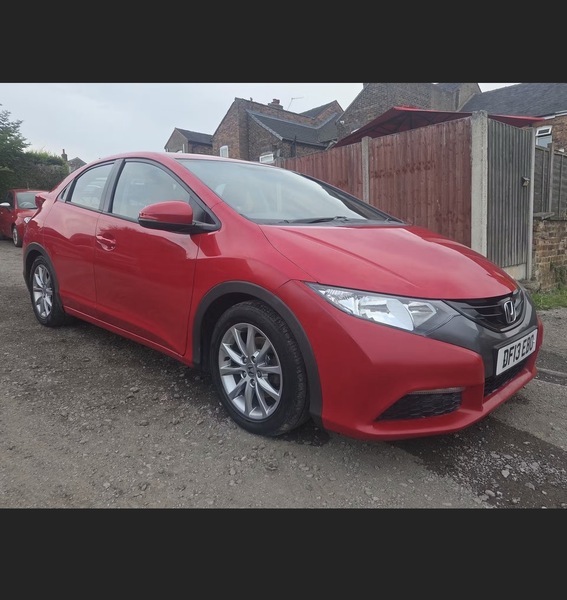 Honda Civic 2013 1.8 I-vtec Es-t Euro 5 Ss Red #1