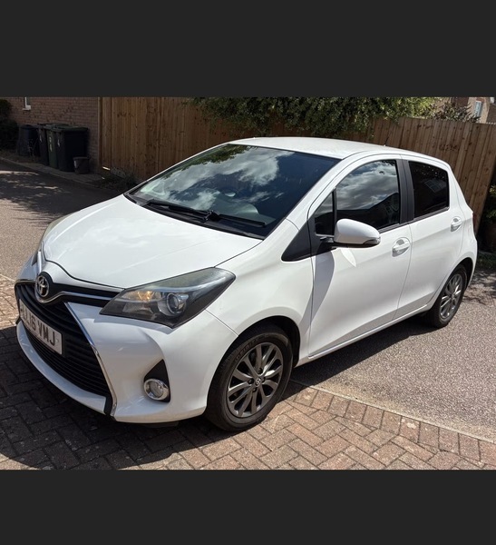 Toyota Yaris 1.33 Dual Vvt-i Icon White #2