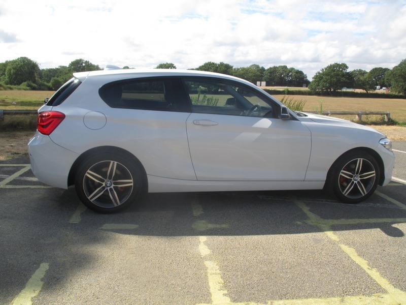 BMW 1 Series 118I Sport White #5
