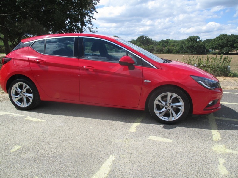 Vauxhall Astra Sri Red #3