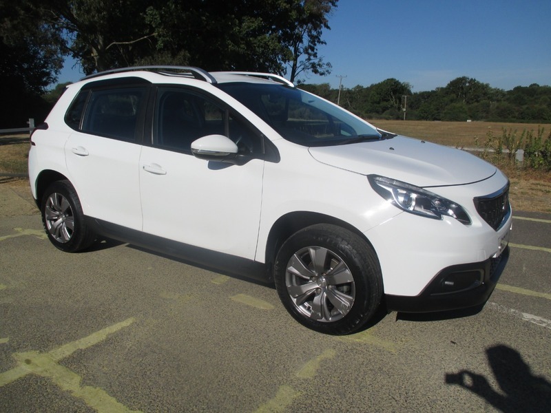 Peugeot 2008 Blue Hdi Active White #2