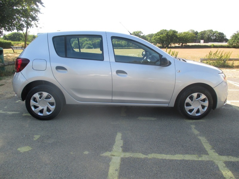 Dacia Sandero Ambiance Sce Silver #4
