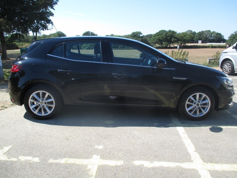 Renault Megane Dynamique Nav Dci Black #4