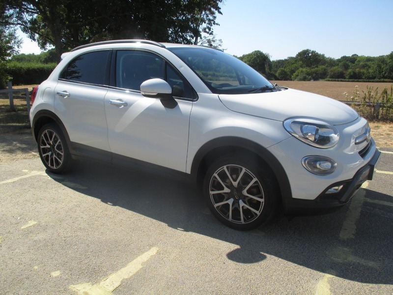 Fiat 500X Multijet Cross Plus White #2