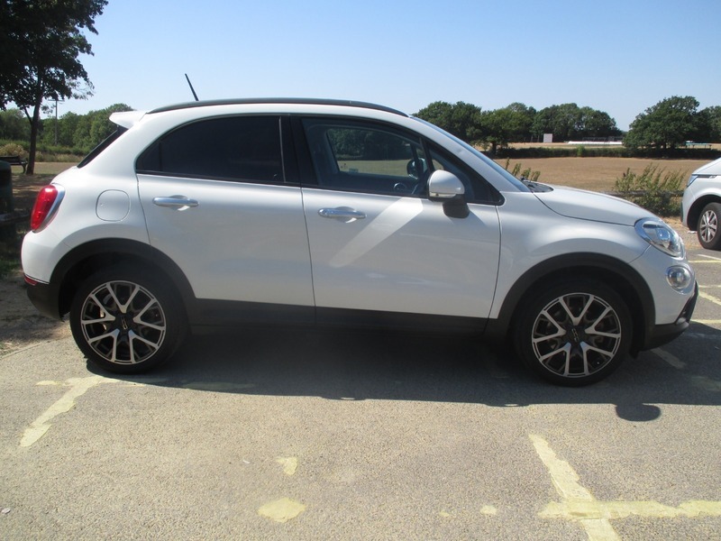 Fiat 500X Multijet Cross Plus White #4