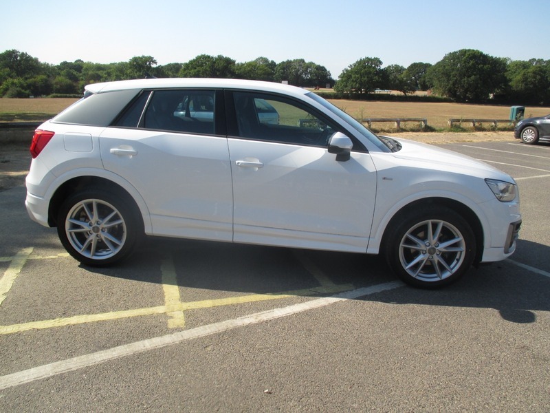 Audi Q2 Tfsi S Line White #5