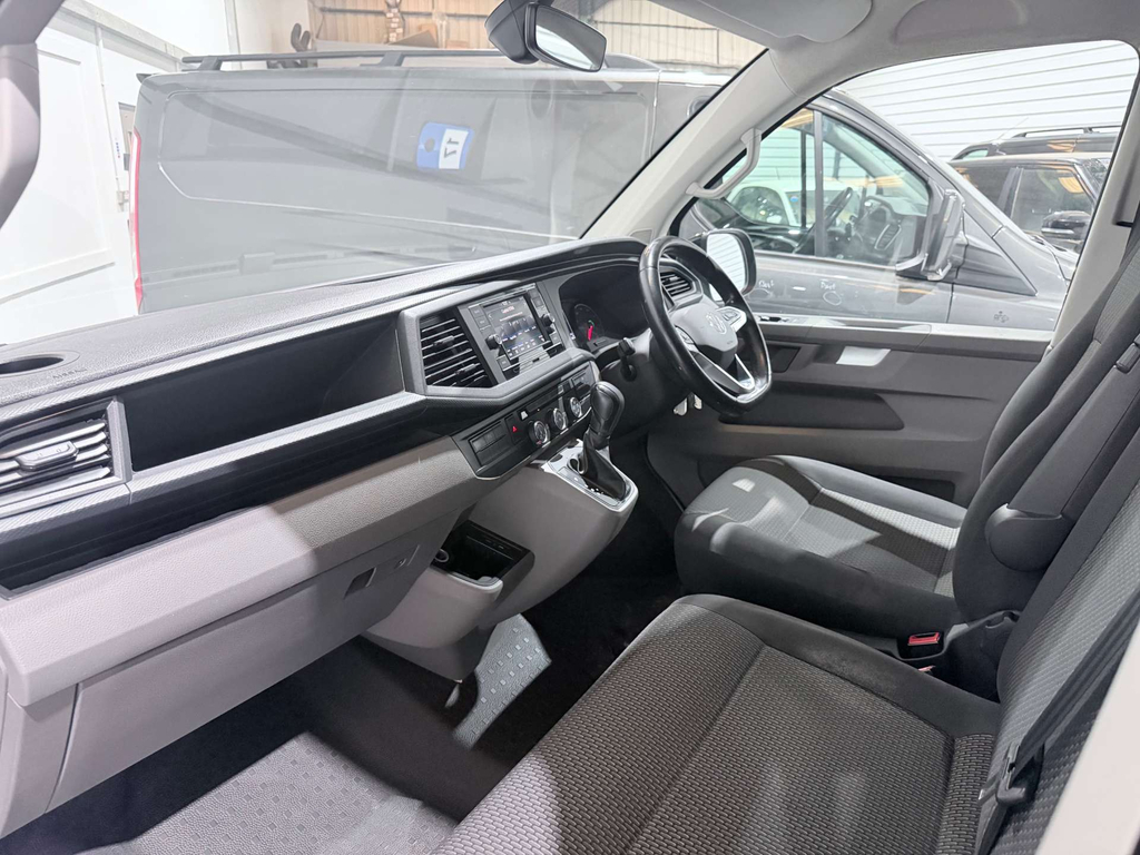 Volkswagen Transporter Kombi 2.0Tdi 150 T30 High Bmt Swb Dsg Grey #29