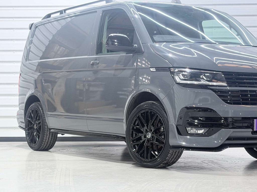 Volkswagen Transporter Kombi 2.0Tdi 150 T30 High Bmt Swb Dsg Grey #30