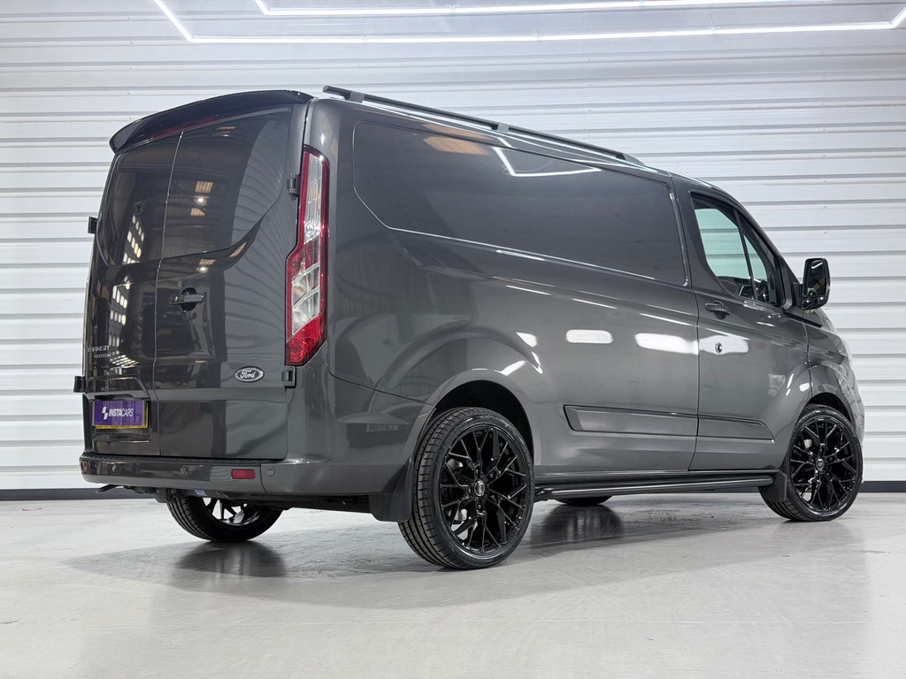 Ford Transit Custom 300 Limited Ecoblue #2
