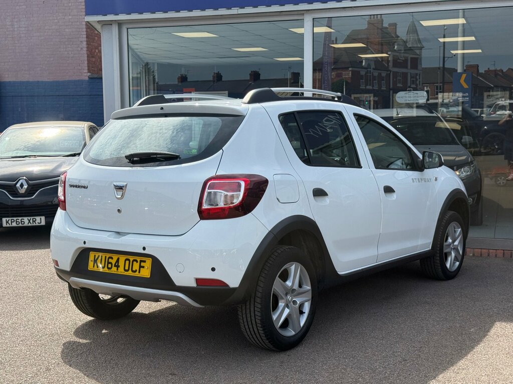 Dacia Sandero Stepway 0.9 Tce Laureate Hatchback Euro White #3