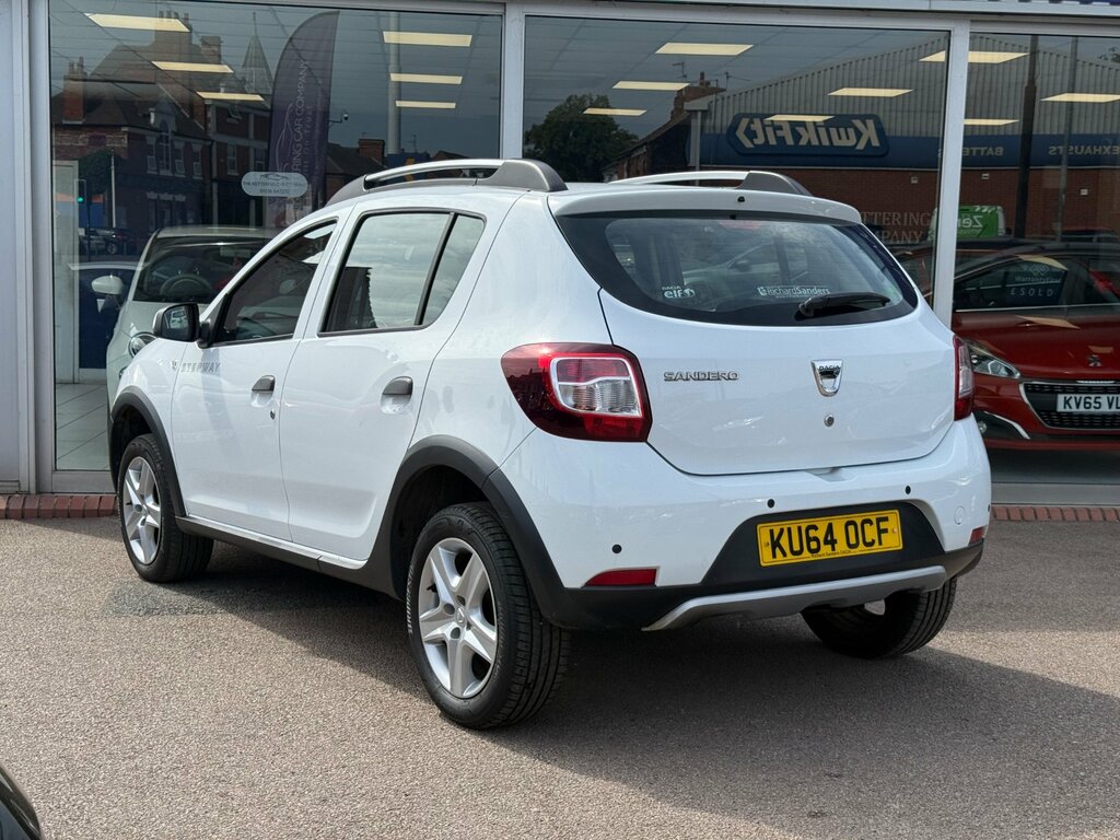 Dacia Sandero Stepway 0.9 Tce Laureate Hatchback Euro White #4