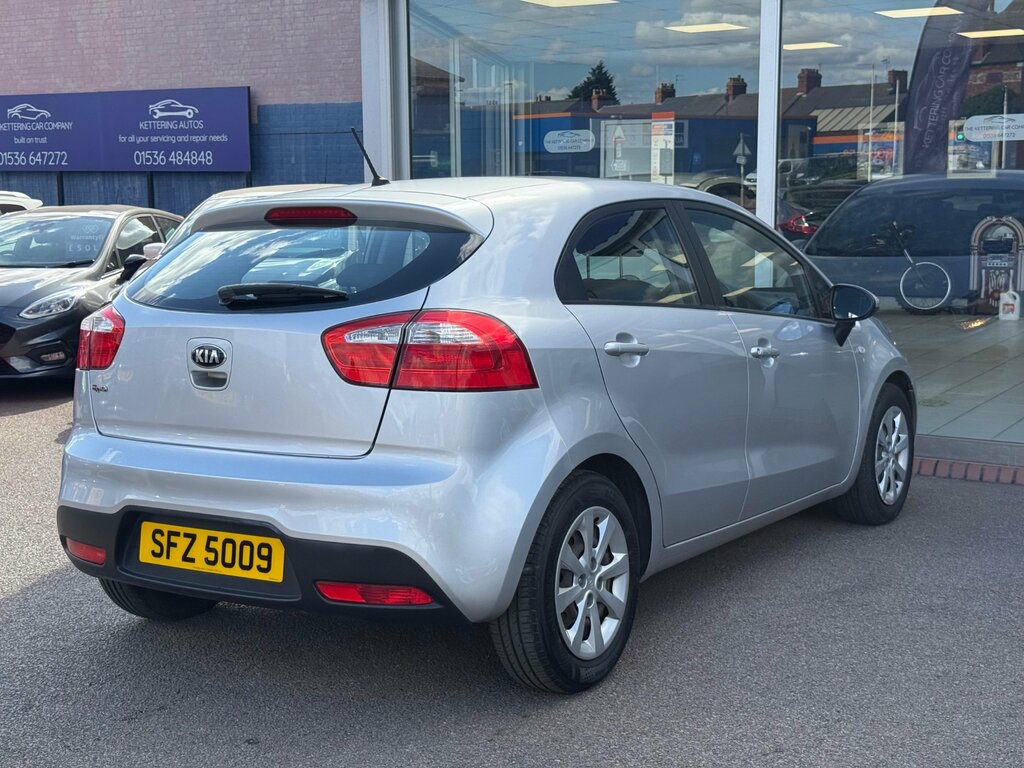 Kia RIO 1.25 1 Hatchback Euro 5 84 Bhp Silver #3
