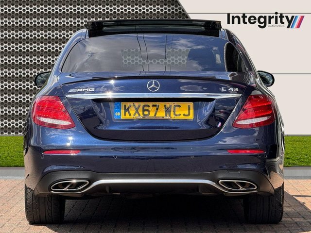 Mercedes-Benz E Class 2017 3.0 E43 V6 Amg Premium Saloon G- KX67WCJ Blue #4