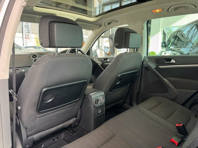 Volkswagen Tiguan 2.0 Tdi Bluemotion Tech Se Dsg 4Wd Euro 5 Ss Blue #21