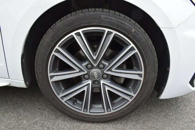 Audi A1 1.5 Tfsi 35 S Line Sportback Eur White #4