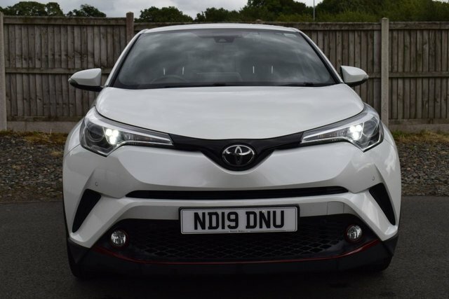 Toyota C-Hr 1.2 Vvt-i Excel Suv Euro 6 S S White #2