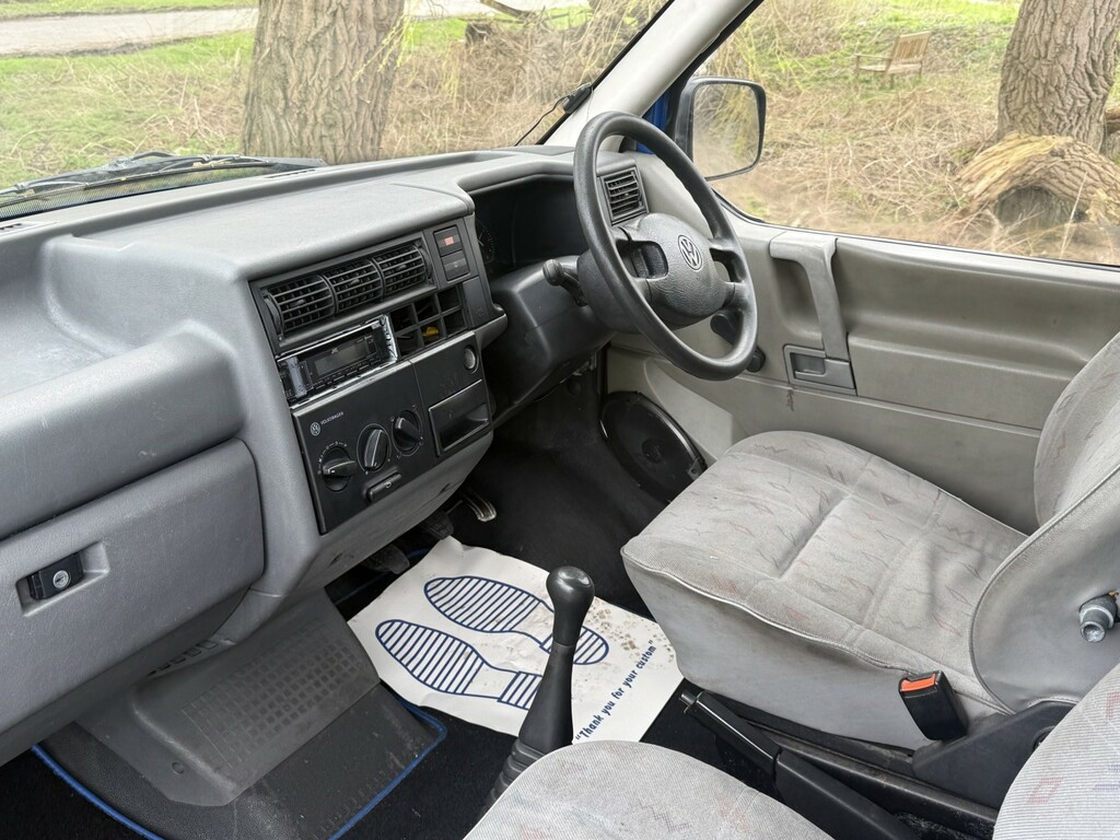 Volkswagen Transporter 1.9 Td Special 800 Blue #4