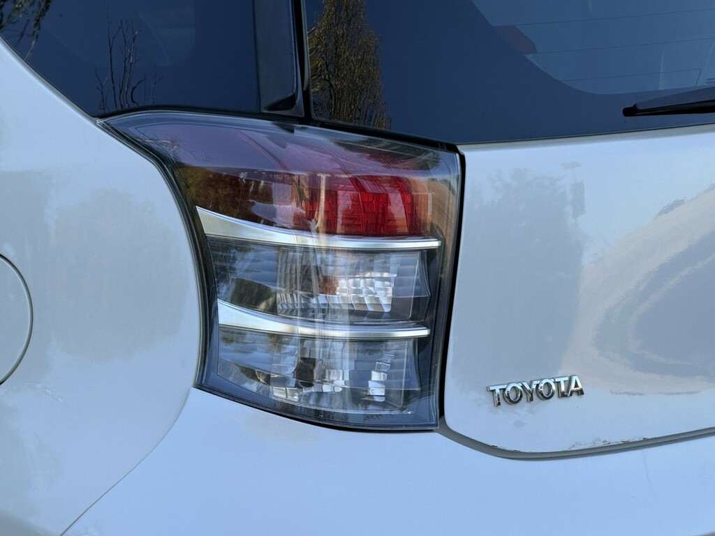 Toyota IQ 1.0 Vvt-i 2 Euro 4 White #37