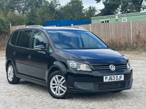 Volkswagen Touran 1.6 Touran Se PJ63OJF Black