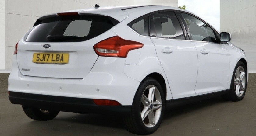 Ford Focus 1.5 Tdci Zetec Edition White #2