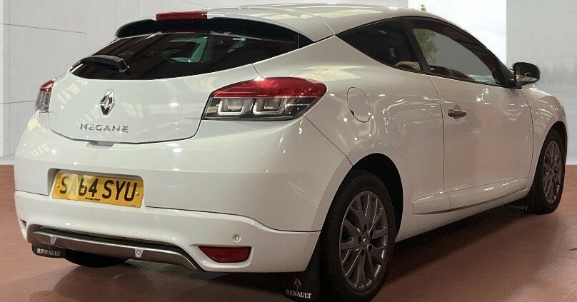 Renault Megane 1.5 Knight Edition Energy Dci 110 Stop Start White #2