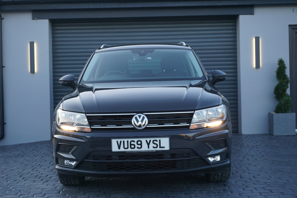Volkswagen Tiguan Match Tsi Evo VU69YSL Grey #3