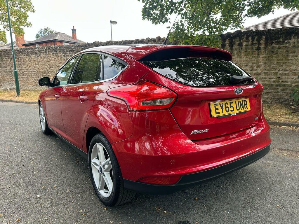 Ford Focus 1.0T Ecoboost Titanium Euro 6 Ss Red #4