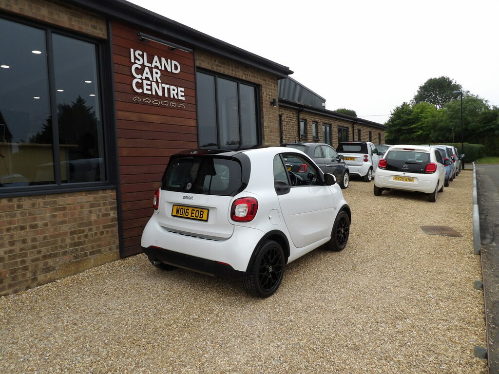 Smart Fortwo Coupe Special Editions 0.9 Turbo White Edition 20 A White #2
