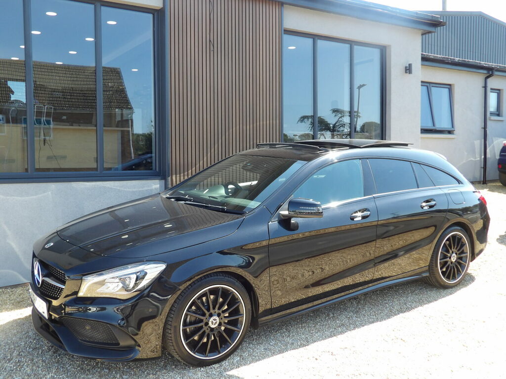 Mercedes-Benz CLA Class 220D Amg Line Night Edition 4Matic Shooting Black #5