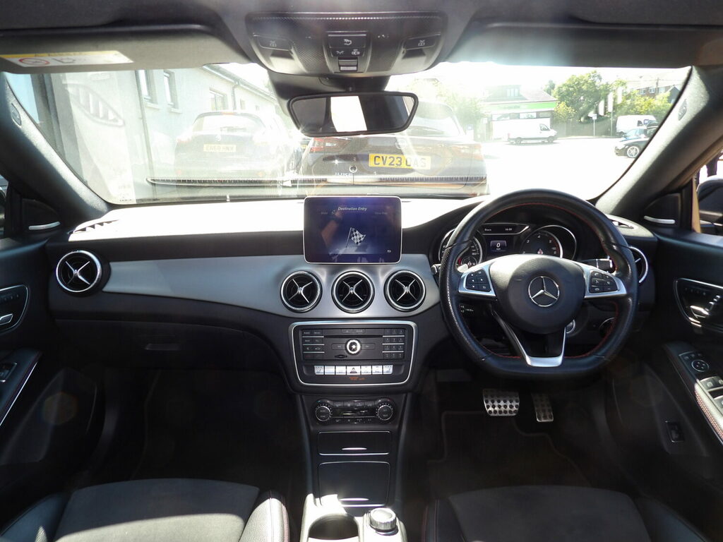 Mercedes-Benz CLA Class 1.6 Cla180 Amg Line Edition Coupe Manua White #10