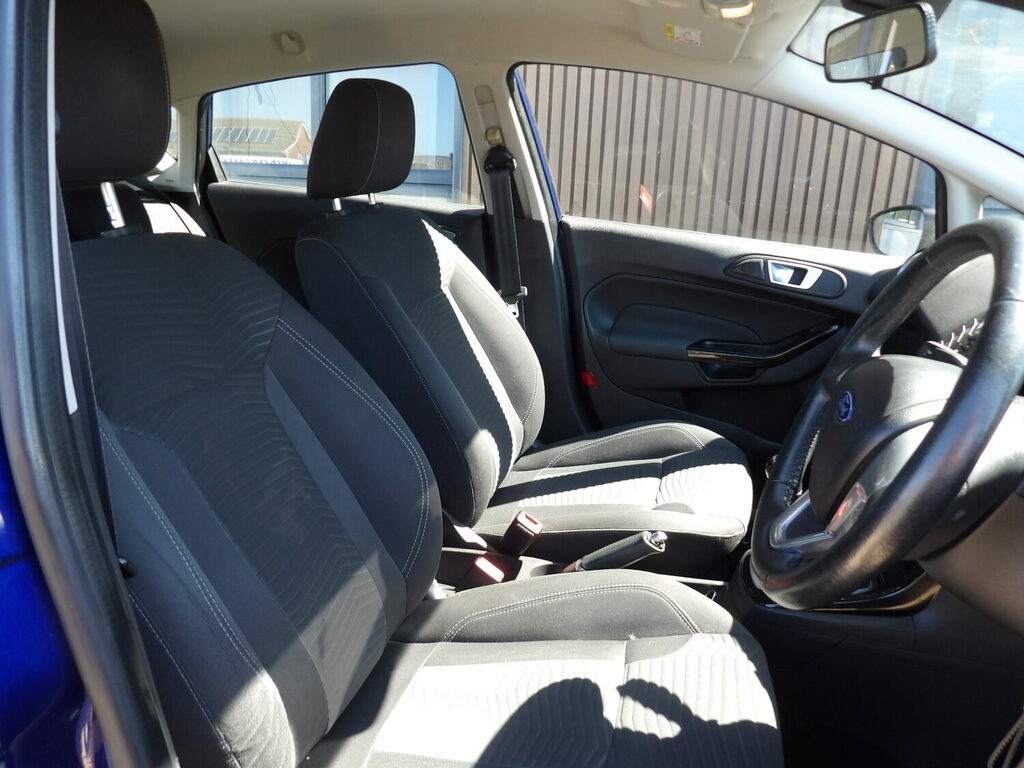 Ford Fiesta 1.0T Ecoboost Zetec Euro 5 Ss Red #10