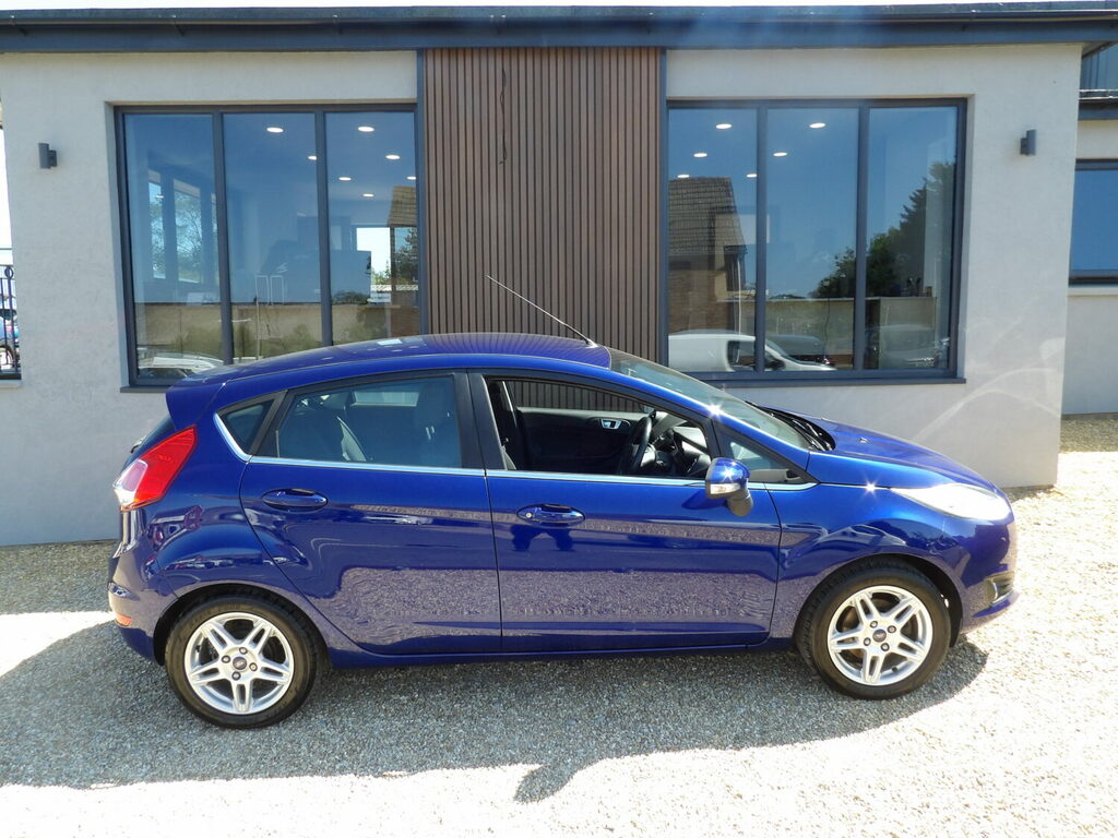 Ford Fiesta 1.0T Ecoboost Zetec Euro 5 Ss Red #2