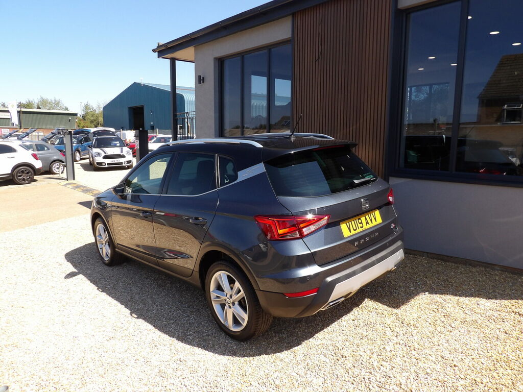 Seat Arona Hatchback 1.0 Tsi 115 Fr Grey #4