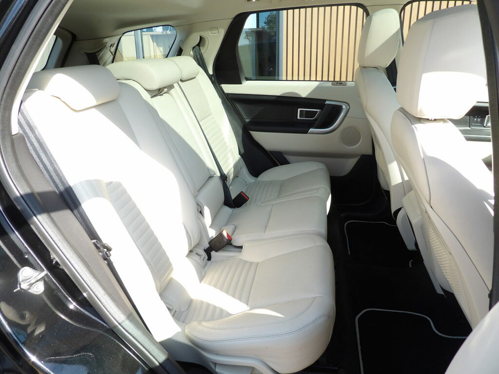 Land Rover Discovery Sport Sd4 Hse Luxury Black #17